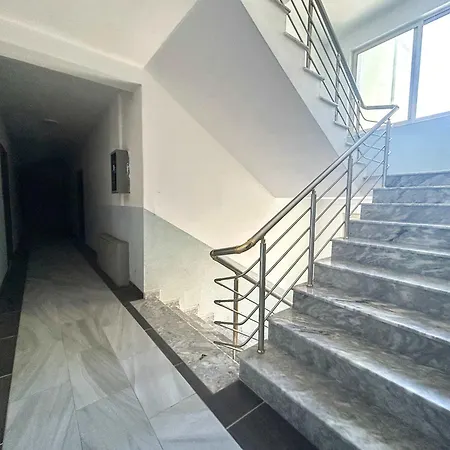 Korabi 659 *